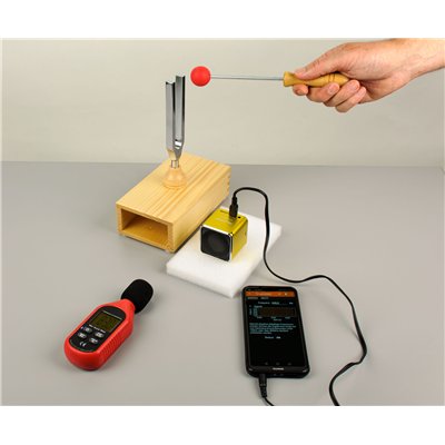 Loudspeaker for mobile, with base plate