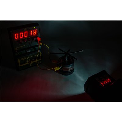 Stroboscope with digital display 
